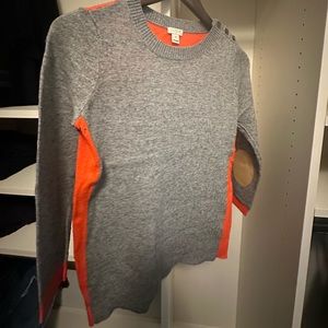 JCREW SWEATER WITH SUEDE ELBOWS & BUTTON SHOULDER DETAILS SIZE XS